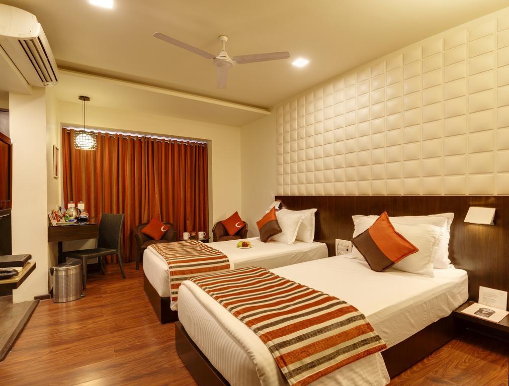 Citrus Hotel Kolhapur Exterior foto